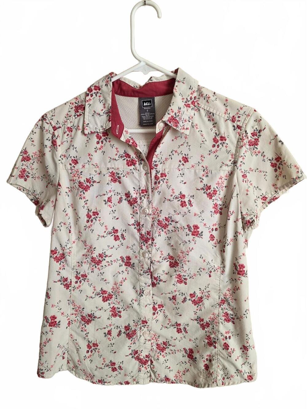Vintage Y2K REI Women's Small Floral Button-Up Hiking Vented Shirt, Gorpcore